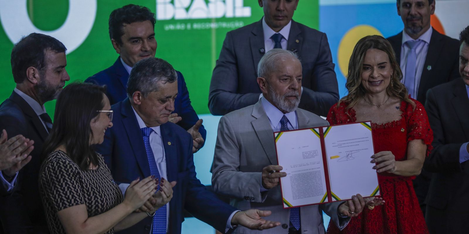 Lula sanciona lei que desonera atividades do setor de eventos