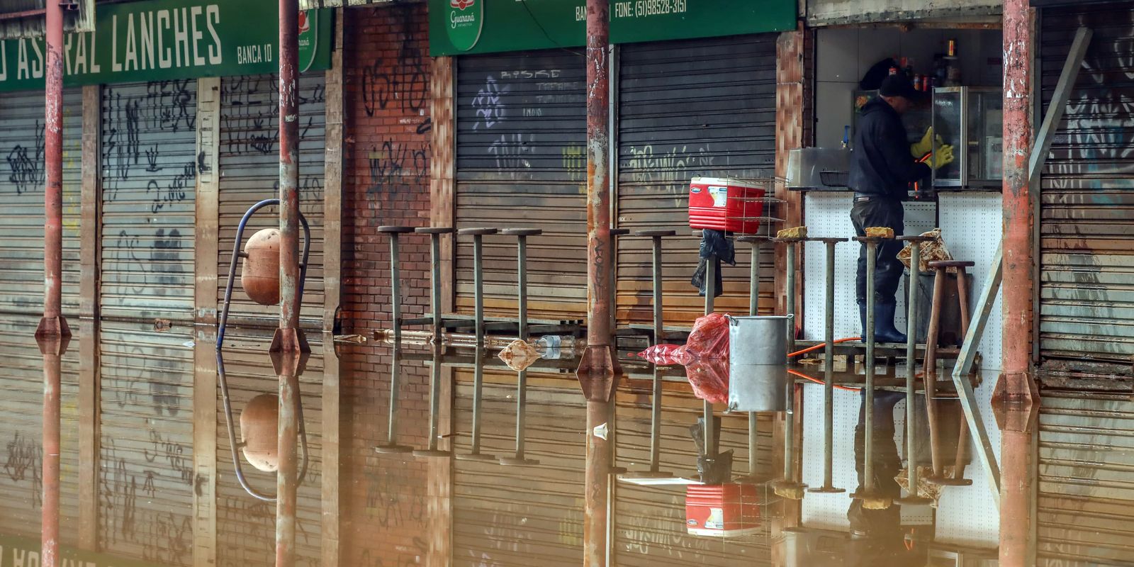 Nível do Guaíba cai 16cm em 11 horas, mas segue acima de 4 metros