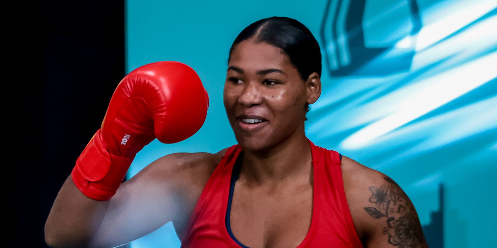 Viviane Pereira vence luta de estreia no último Pré-Olímpico de Boxe