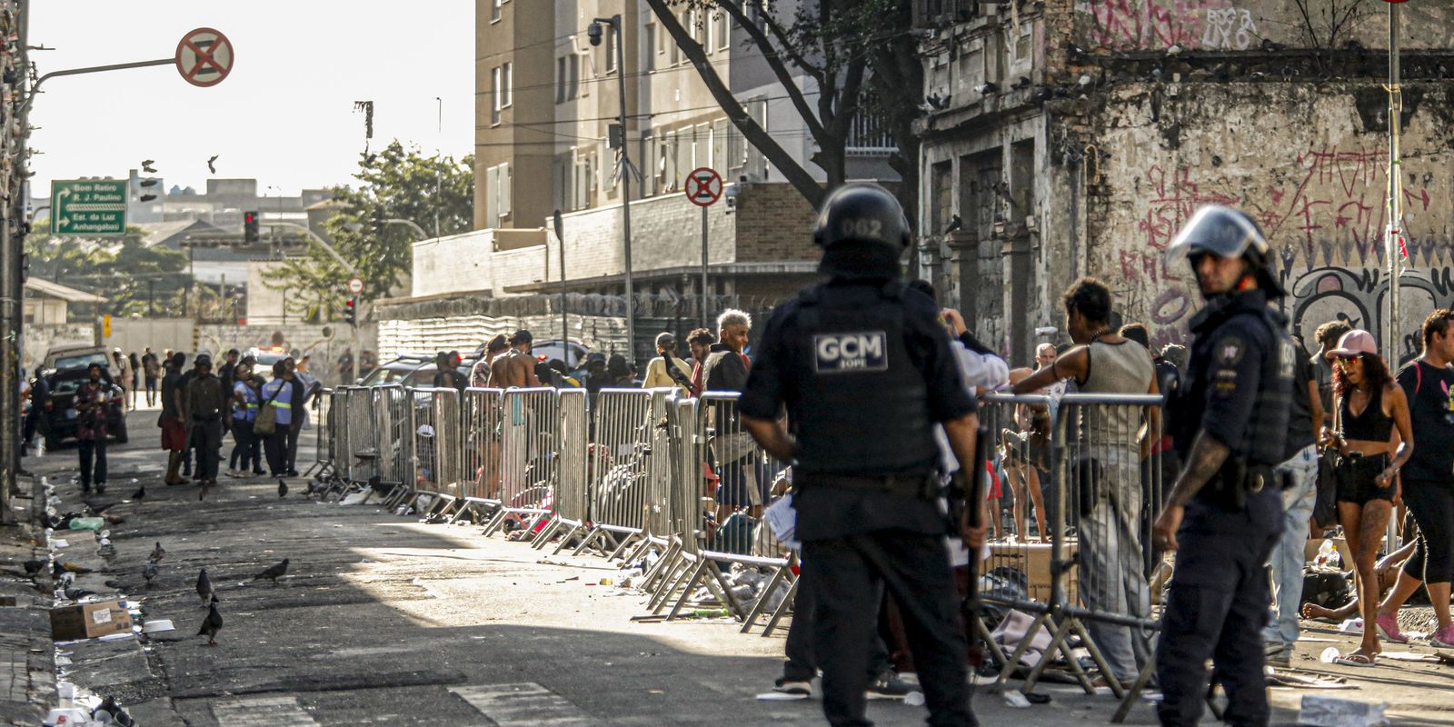 Ações do Poder Público na Cracolândia preocupam, diz defensora pública