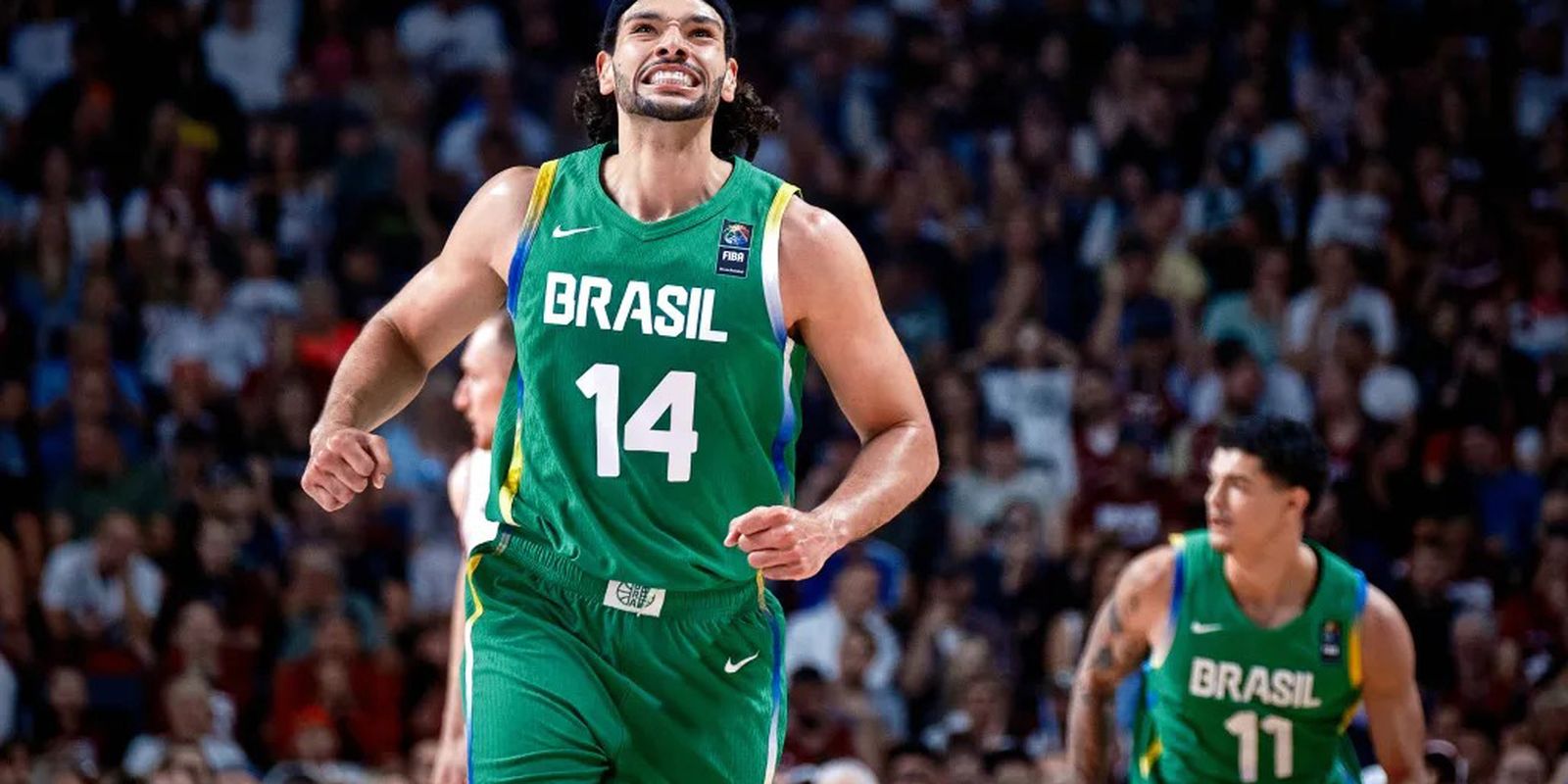 Brasil vence Letônia e se classifica para Paris 2024 no basquete