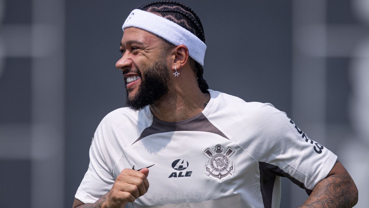 Depay estreia em Corinthians x Atlético-GO? Ramón Díaz diz como astro está