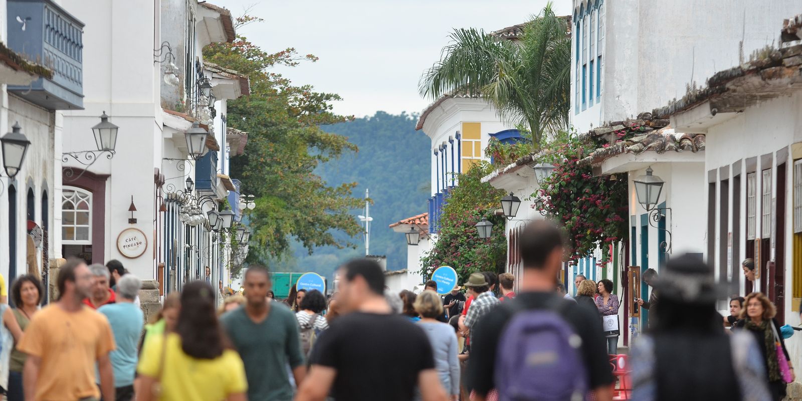 Festa Literária Internacional movimenta Paraty a partir desta quarta