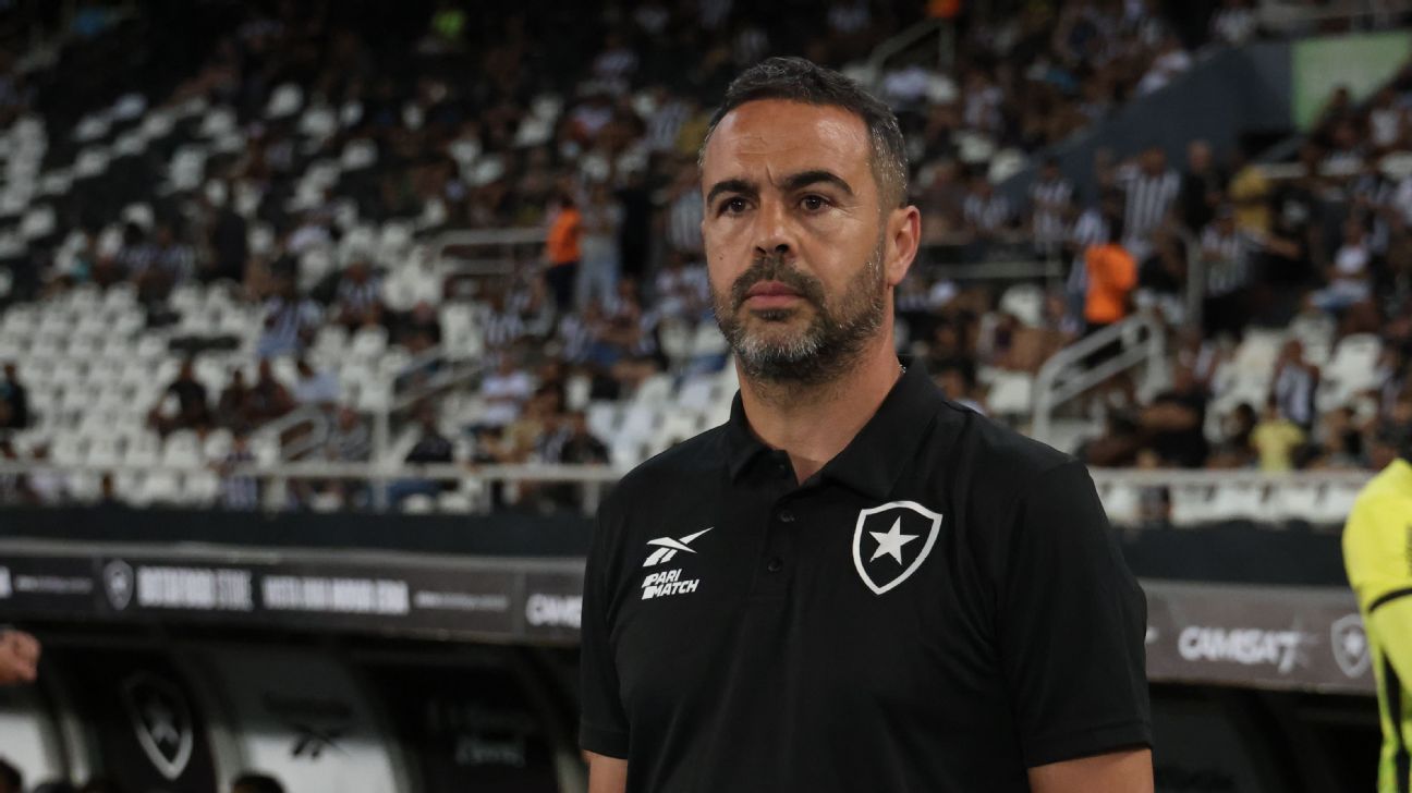 Artur Jorge tem ofertas da Arábia Saudita e Qatar para deixar o Botafogo