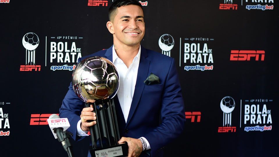Com Dudu, Palmeiras ‘goleia’ Flamengo e 6 grandes em ranking histórico