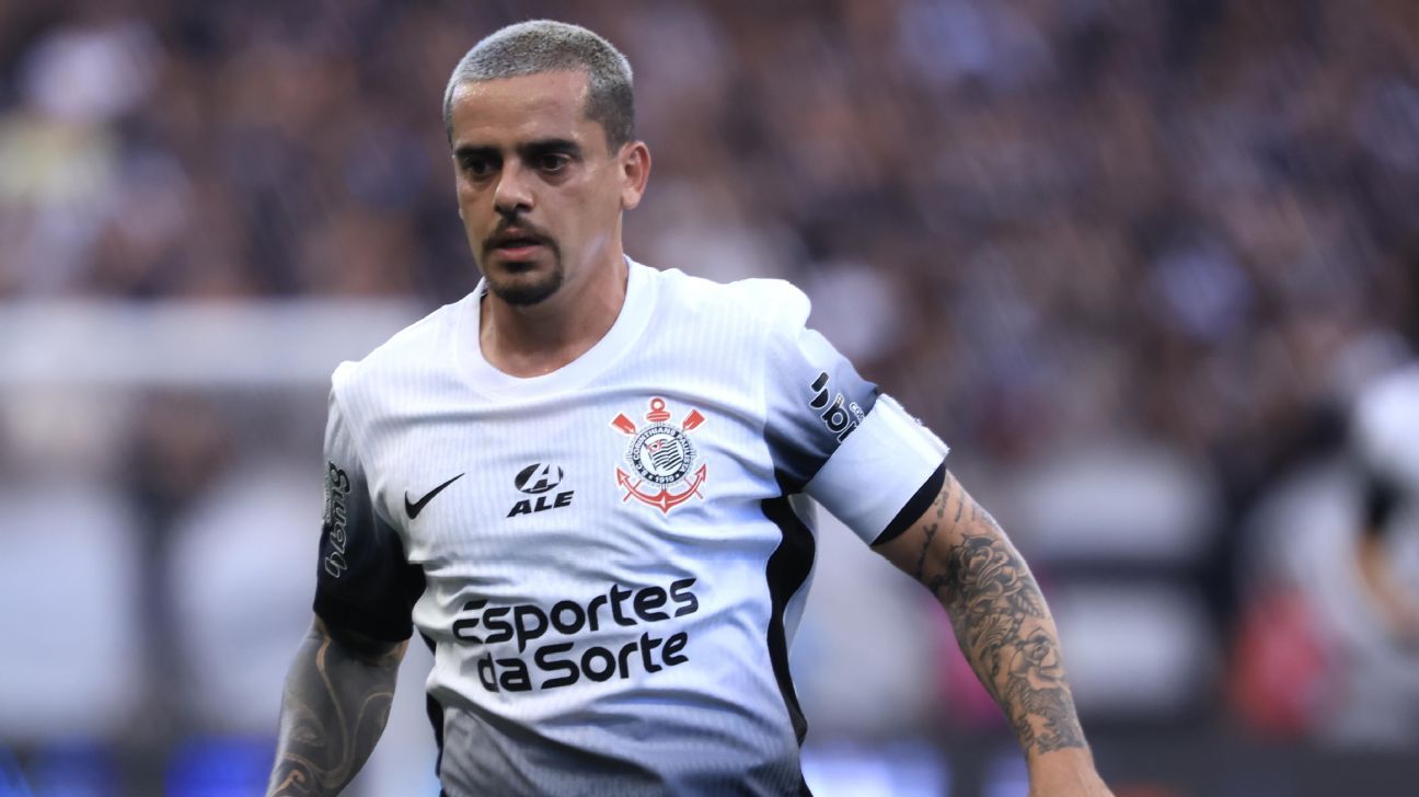 Por que Corinthians decidiu negociar Fagner com o Cruzeiro; leia bastidores