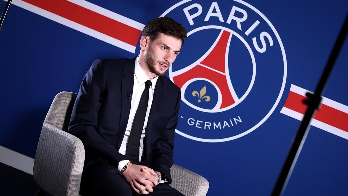 PSG anuncia ‘herdeiro’ da 7 de Mbappé e protagoniza 1ª ‘bomba’ do mercado na Europa