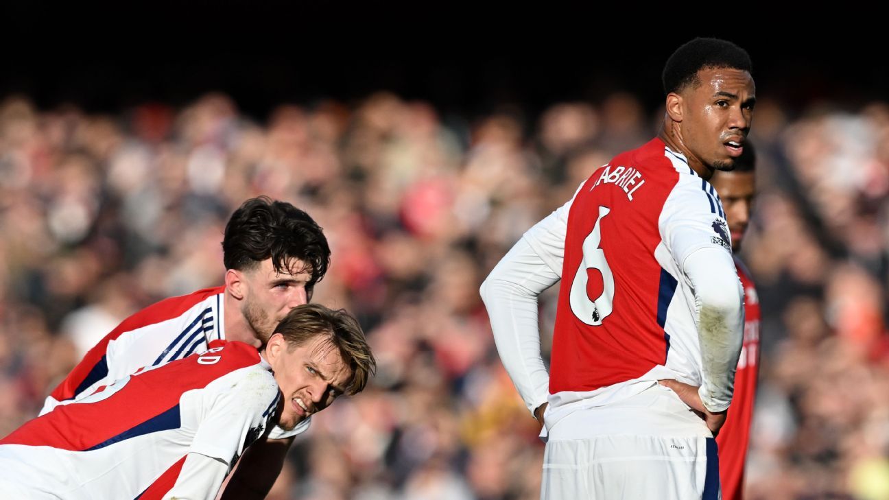 Arsenal perde para o West Ham, e Liverpool pode disparar no topo da Premier League