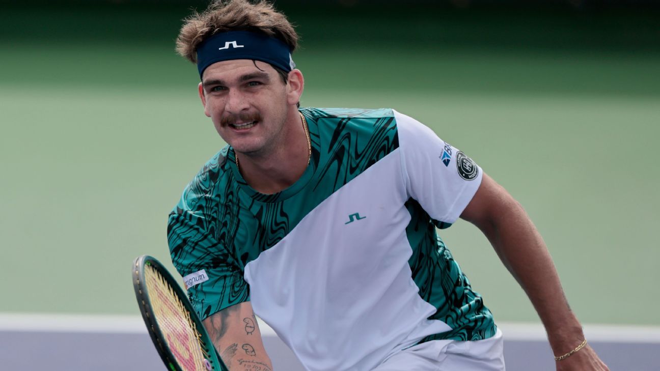 Thiago Wild perde para Tsitsipas em sets diretos e é eliminado na 2ª rodada em Indian Wells