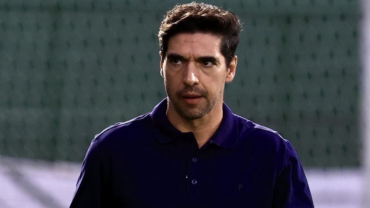 Abel Ferreira pede desculpas aos torcedores do Palmeiras