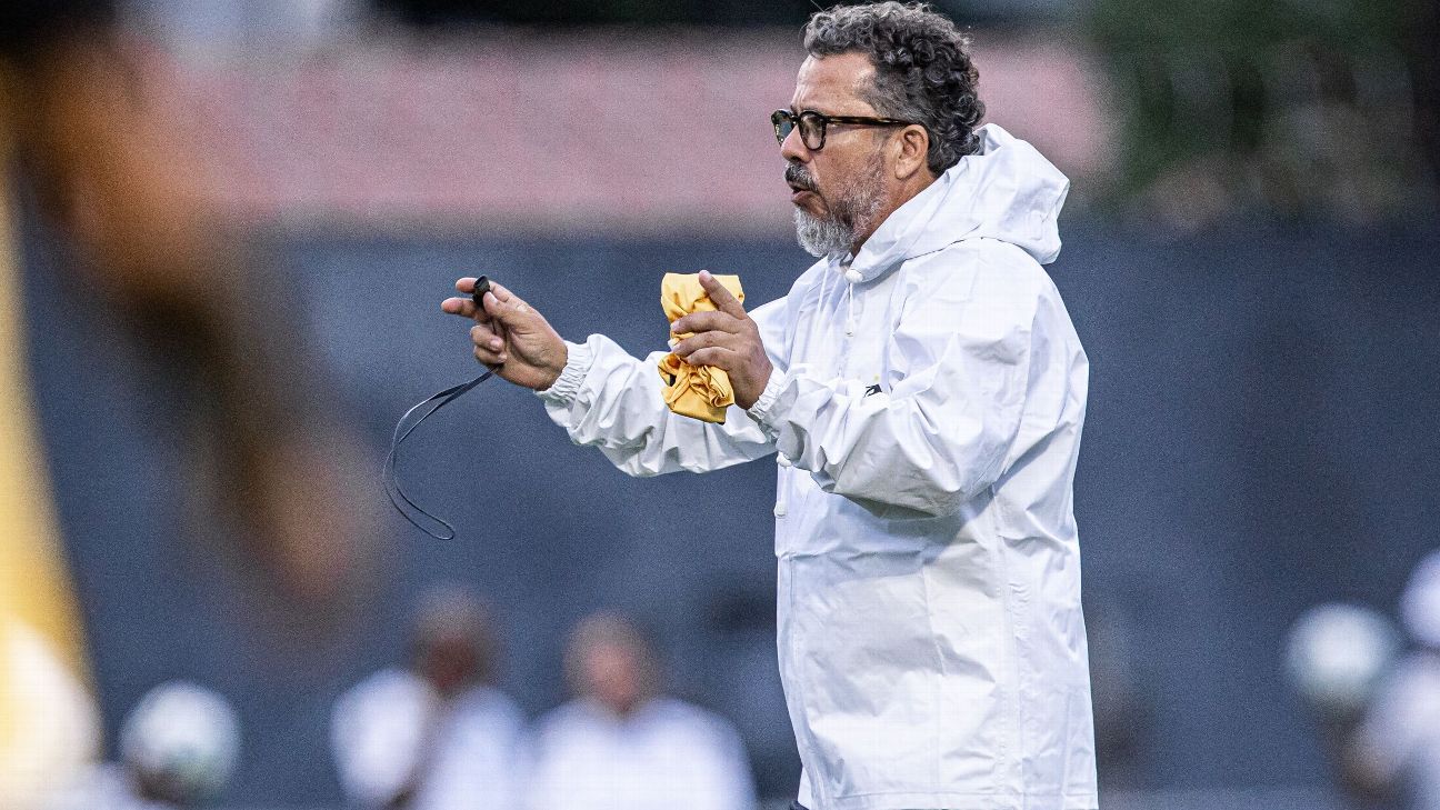 Cléber Xavier descarta nova parceria com Tite no Santos: ‘Ele estava acertado com o Corinthians e eu não iria’