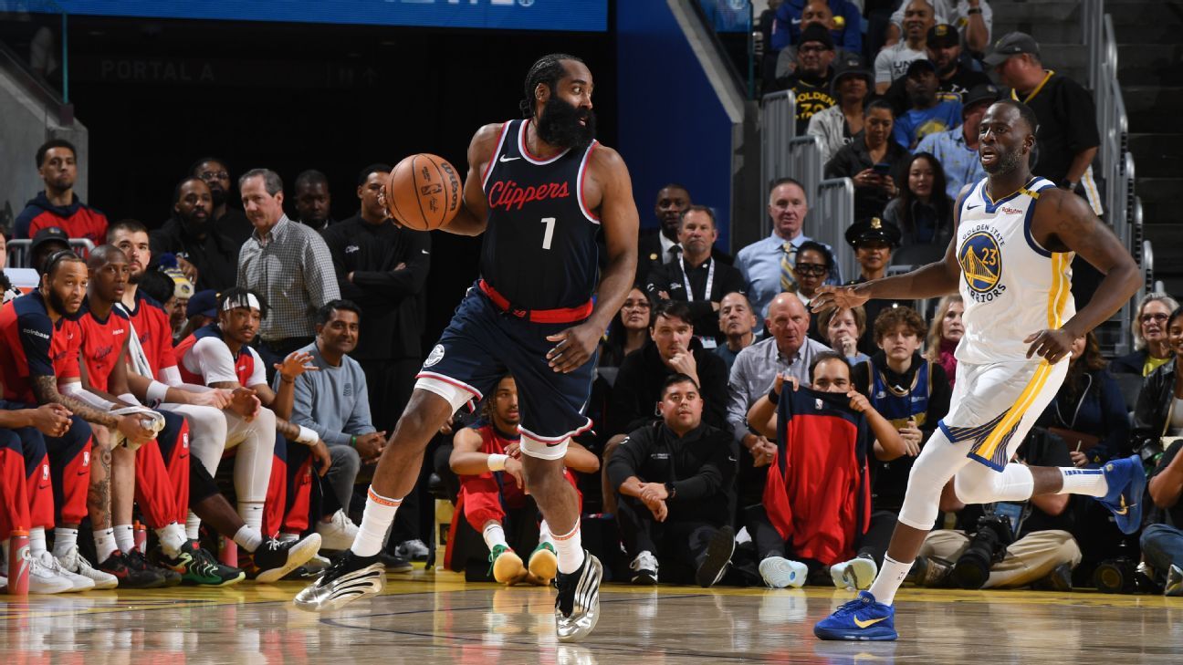 Clippers batem os Warriors na prorrogação, se classificam para os playoffs e mandam GSW para o play-in