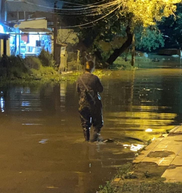 Guaíba volta a sofrer com avanço das águas e moradores revivem o drama das enchentes de 2024