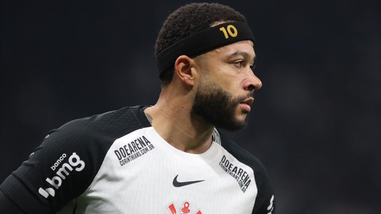 Depay desabafa após gol em meio à polêmicas: ‘Muitas coisas foram exageradas’