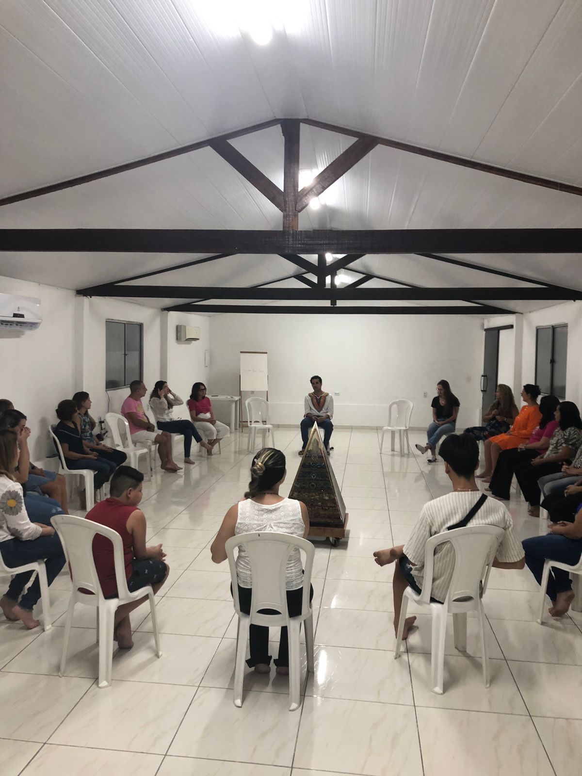 Constelação Familiar no SUS: como terapia integrativa tem ajudado milhares de brasileiros a curar traumas emocionais