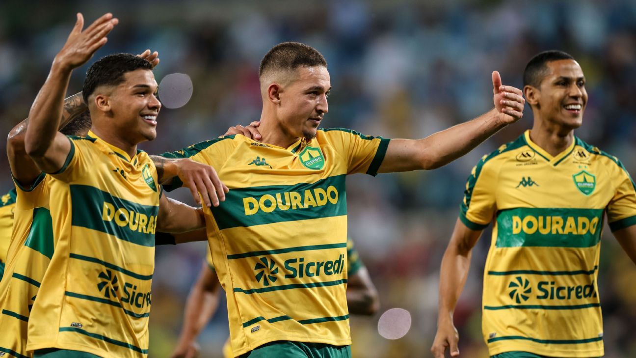 A história do atacante do Cuiabá que foi de artilheiro a goleiro no mesmo jogo