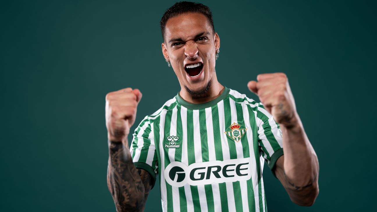 Betis avança nas negociações com o Manchester United para comprar Antony