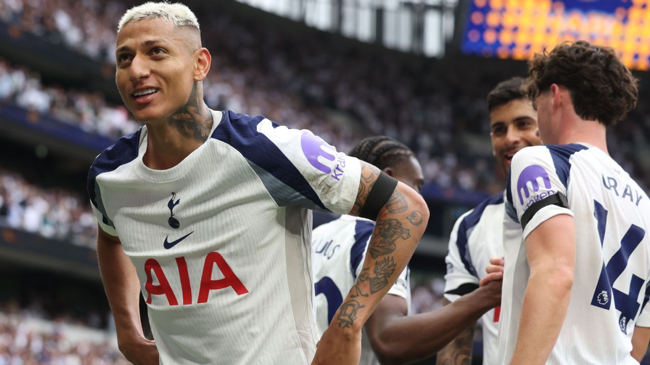 Richarlison faz golaço absurdo de voleio, e Tottenham atropela