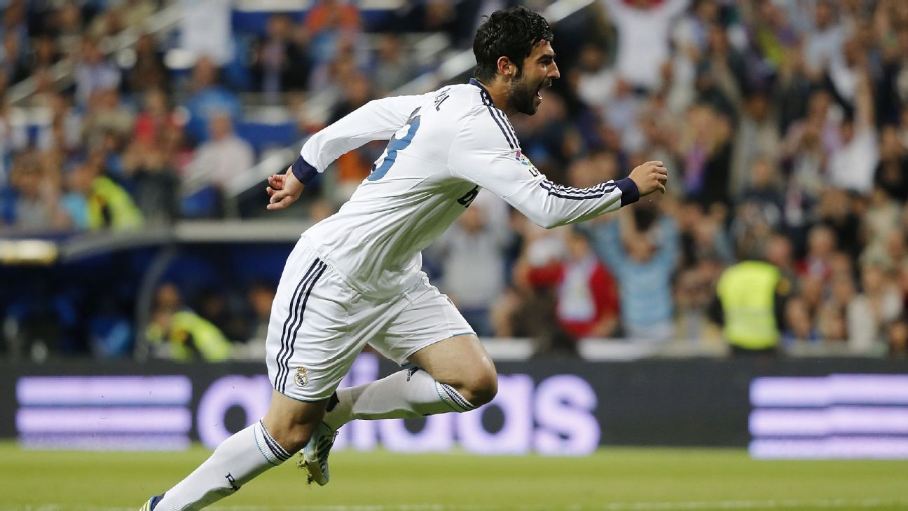 A trajetória de Raúl Albiol, que defendeu o Real Madrid e está no Pisa
