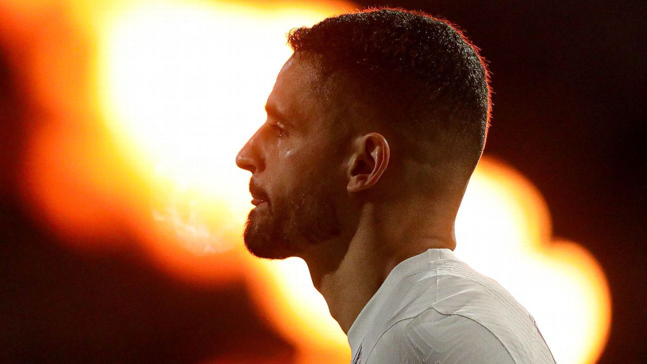 Renato Augusto anuncia aposentadoria e planeja estudar para seguir no futebol