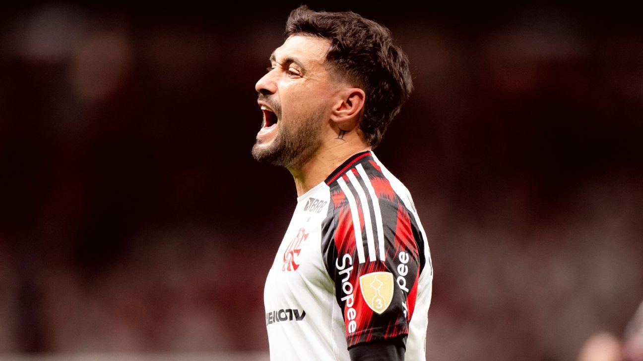 Provável Flamengo que encara o Racing terá mudanças importantes e até ‘dupla função’ para Arrascaeta