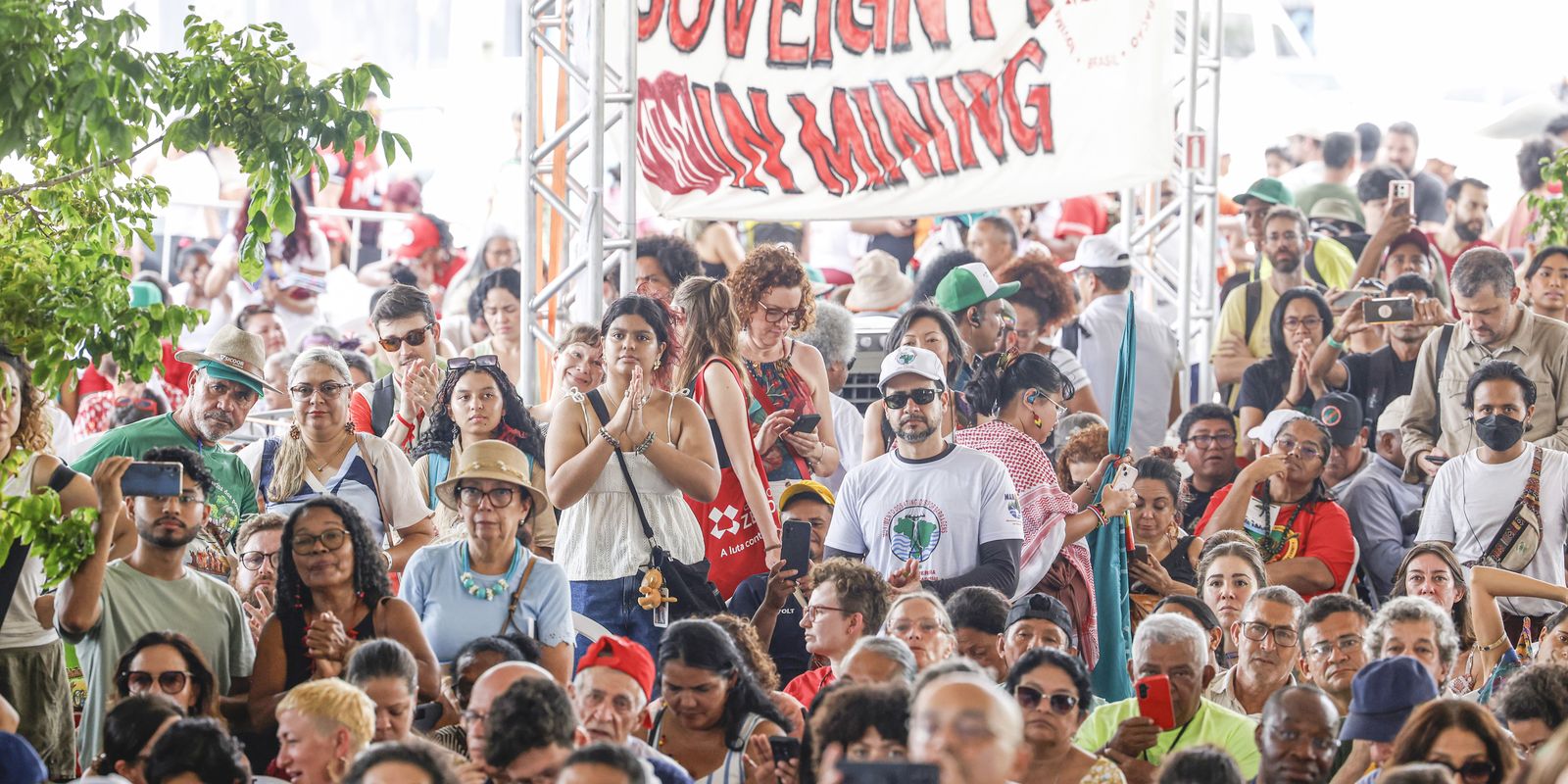 Cúpula dos Povos repudia falsas soluções e critica modelo capitalista