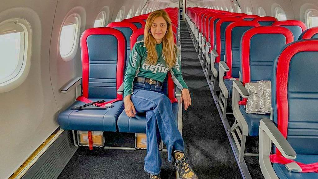 Presidente do Palmeiras, Leila Pereira aluga avião para time que disputa ‘ponto a ponto’ acesso à Série A do Brasileirão