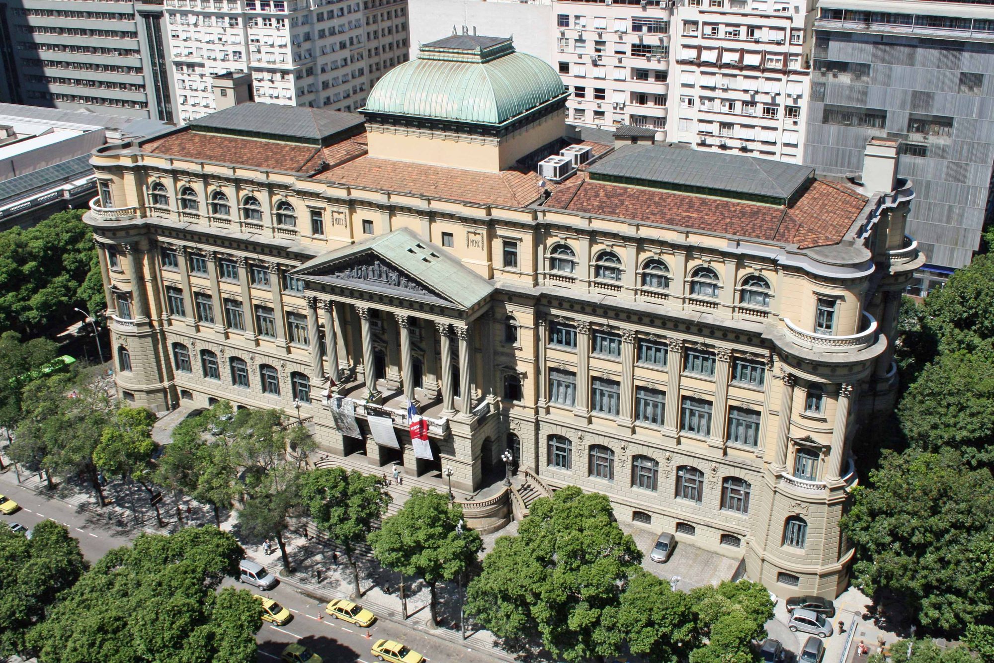 Economia Criativa: Autores questionam reconhecimento judicial de obras audiovisuais registradas na Biblioteca Nacional