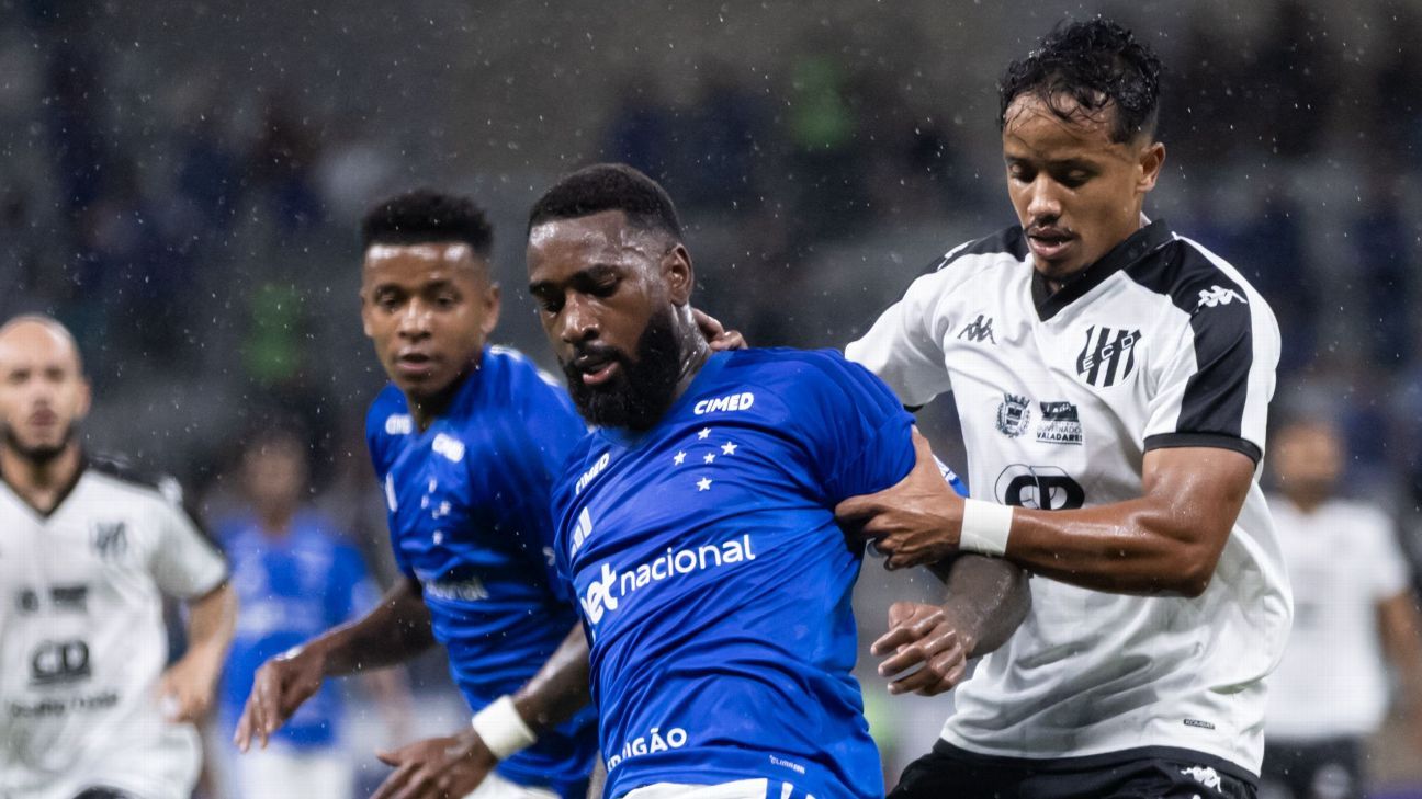 Na estreia de Gerson, Cruzeiro vê Fagner cometer ‘lambança’ e perde do Democrata-GV antes de primeiro clássico do ano