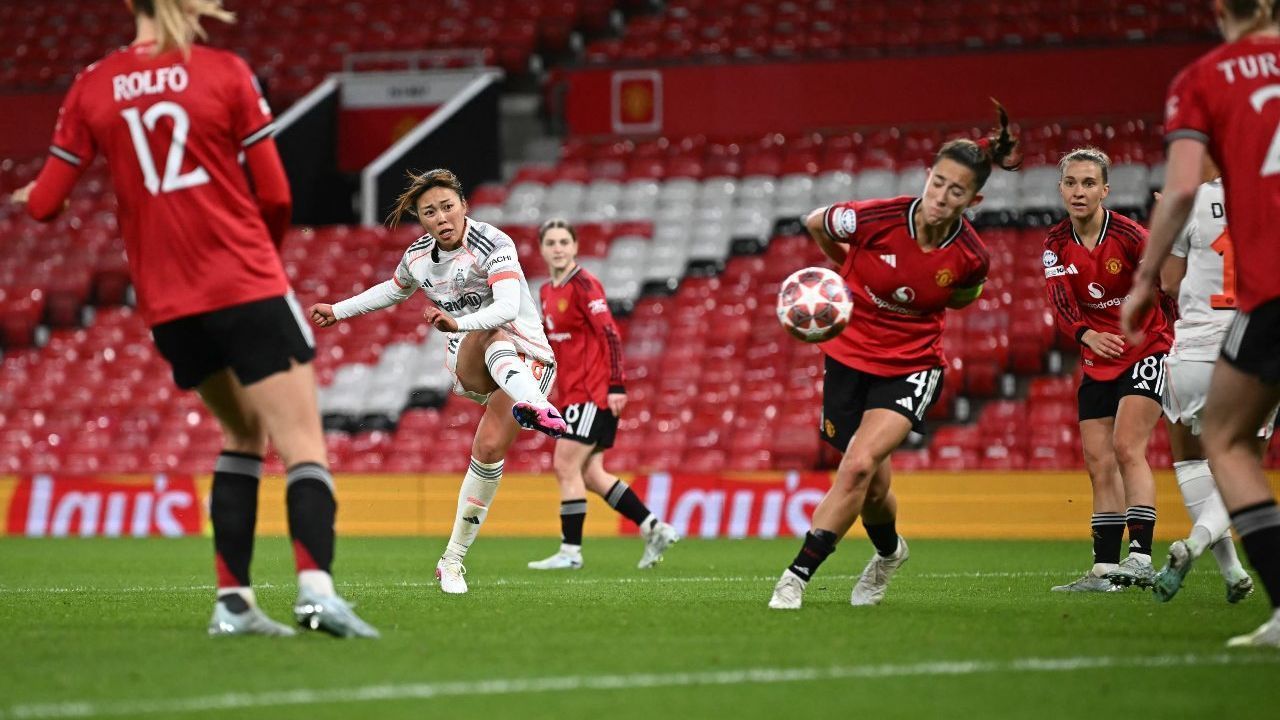 Bayern de Munique vence o United com gol no fim e sai na frente nas quartas da Champions League feminina