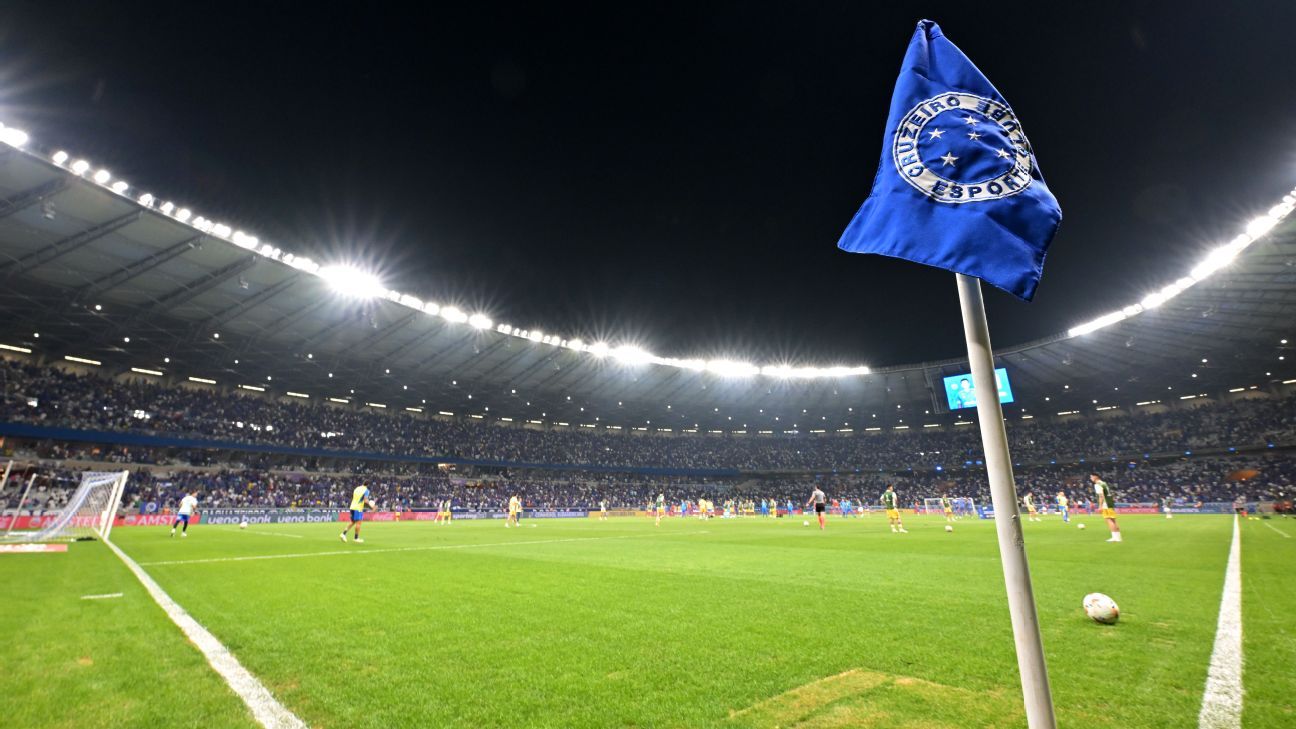 Cruzeiro põe meta de conseguir mais de R$ 115 milhões na janela para poder investir em reforços