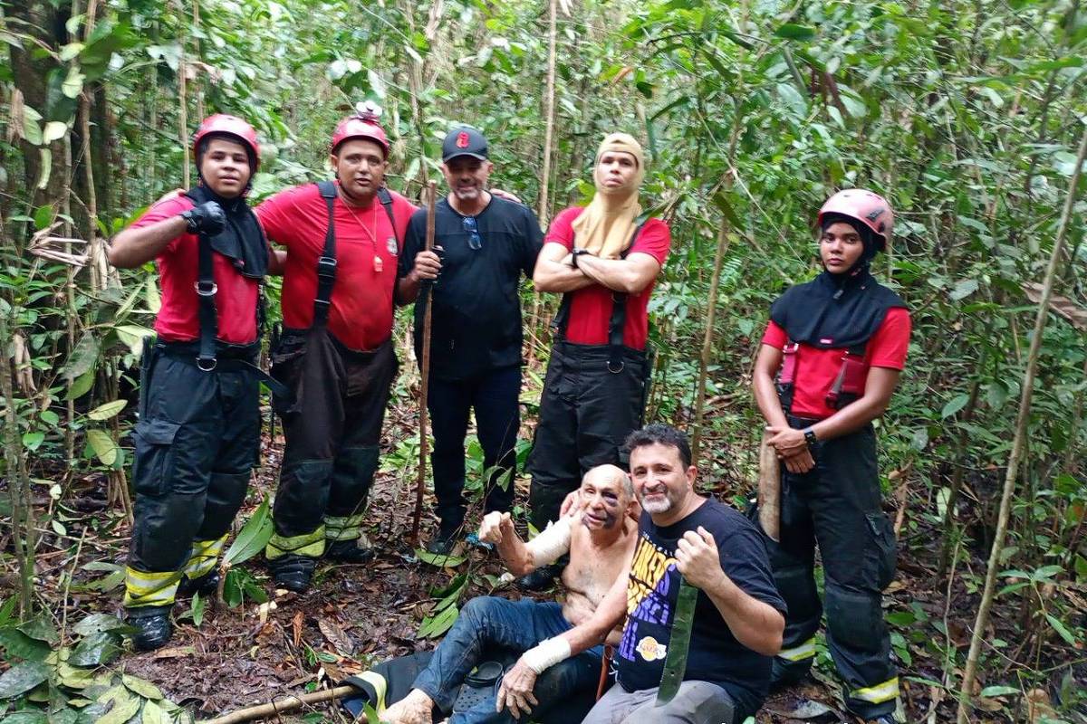 Piloto é resgatado um dia após avião cair em área de mata fechada no Pará