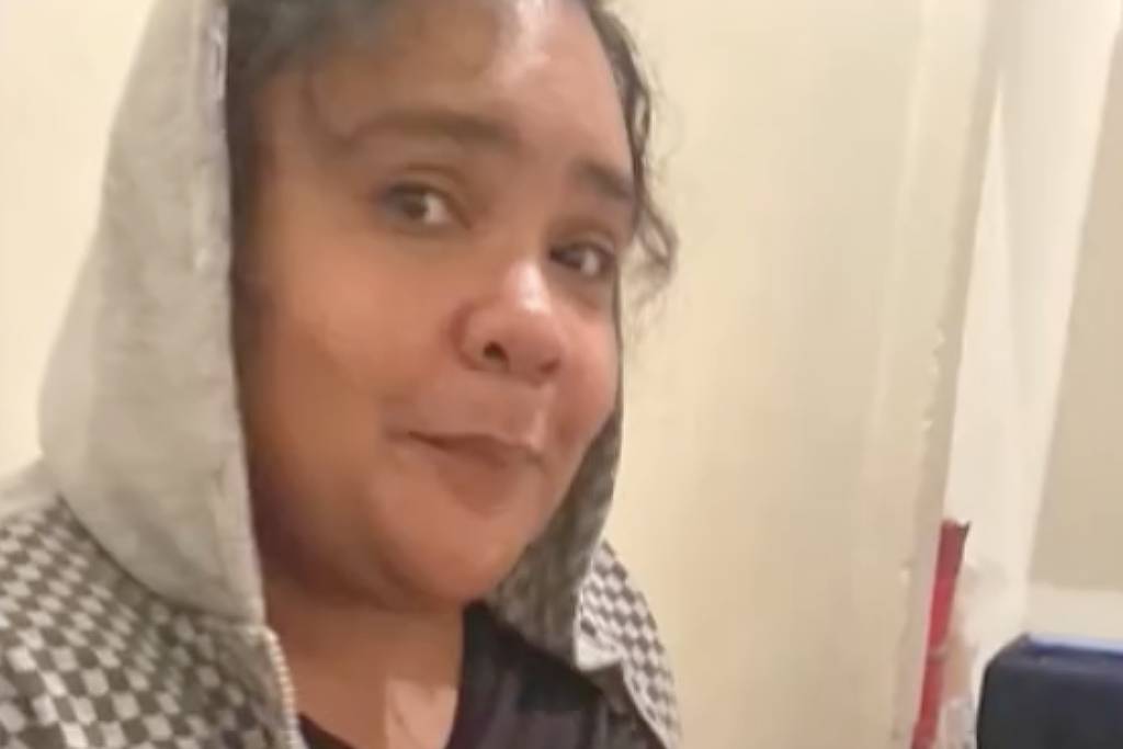 Mulher que fingia ser criança em Joinville (SC) faz aniversário de 38 anos na prisão