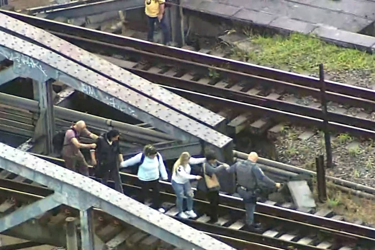 CPTM reassume operação e linhas 11-coral, 12-safira e 13-jade funcionam normalmente